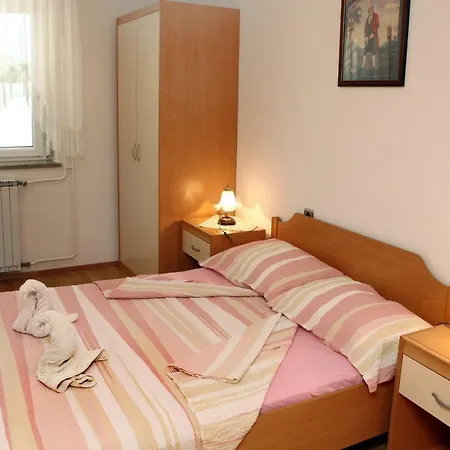 100 Apartman